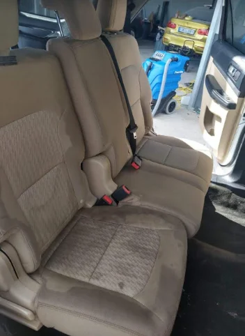 Limpieza de interiores de autos