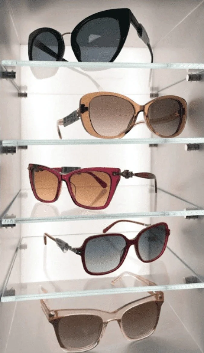 Exhibidor de gafas de sol