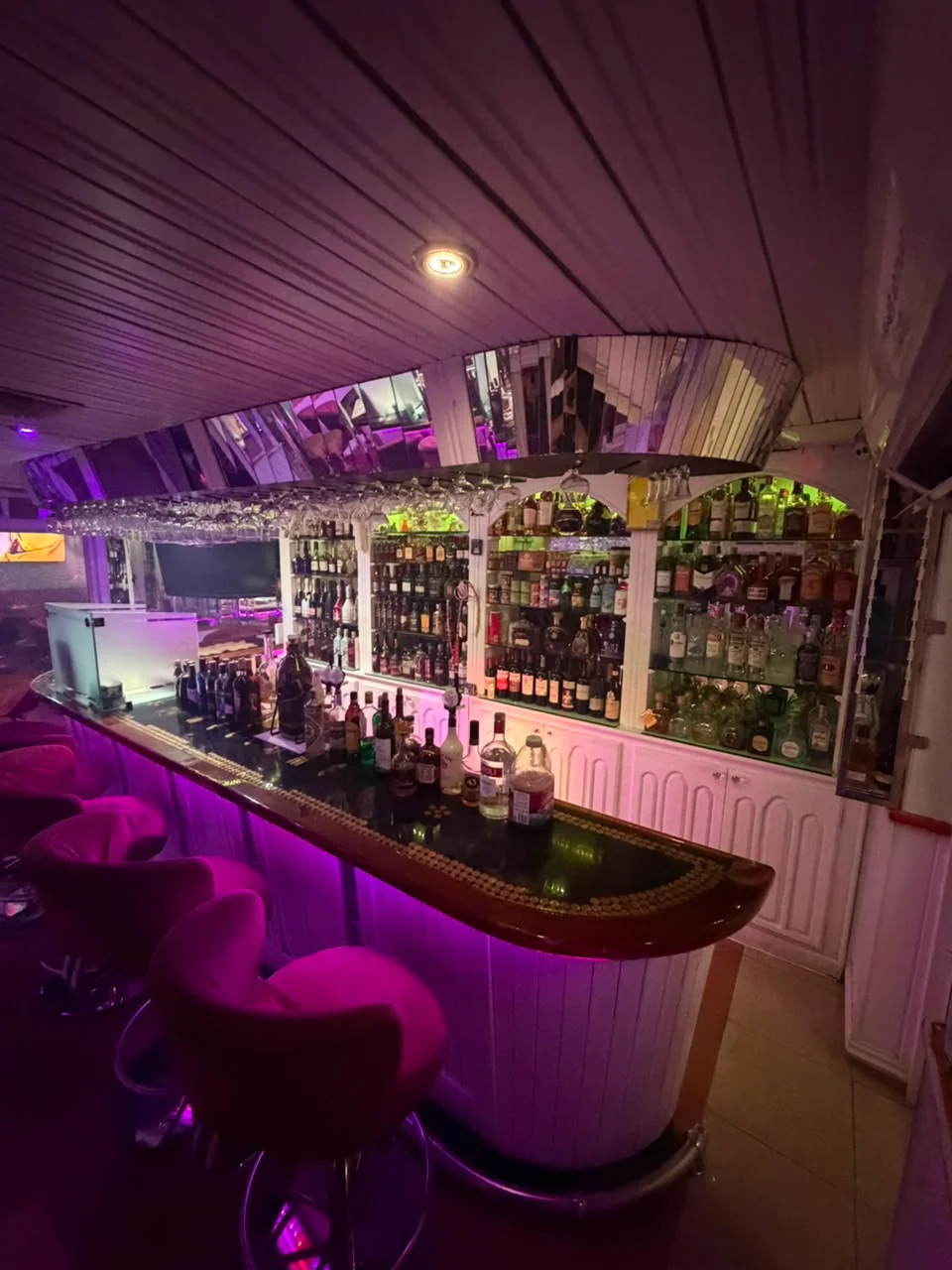 Barra real de Casa Teresa con su selección de bebidas