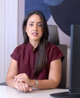 DRA. VANESSA BURGOS