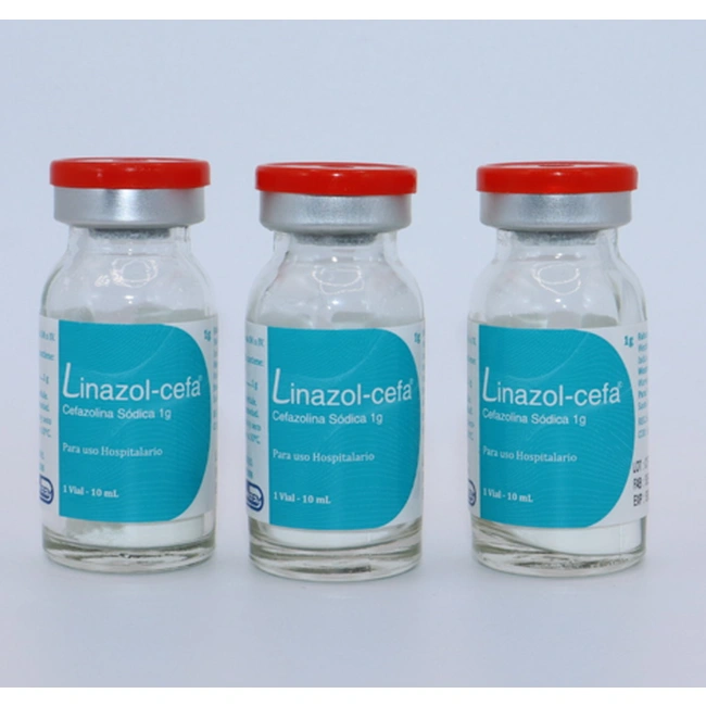 Presentación de tres viales de Linazol-Cefa