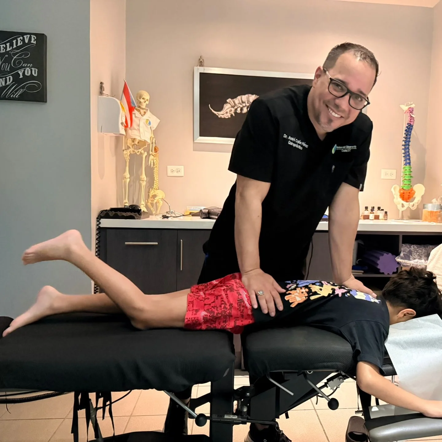 Aplicación de terapia en paciente