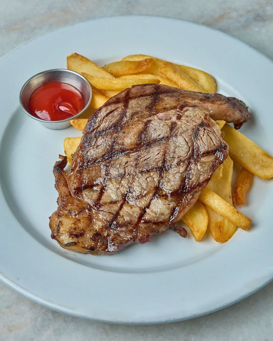 Gastronomía criolla puertorriqueña en Eco Lounge Bar