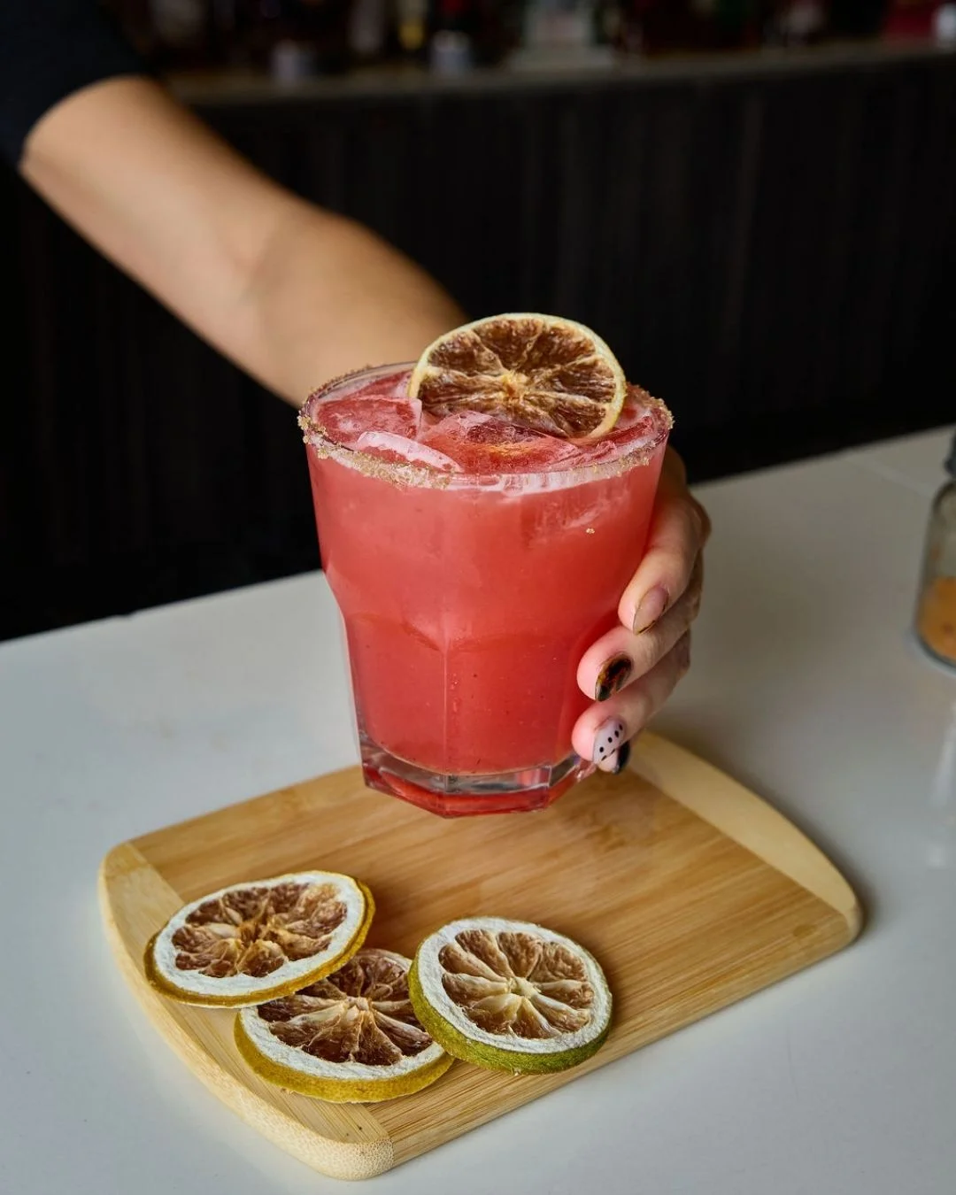 Mixología premium y bebidas exclusivas en Eco Lounge Bar