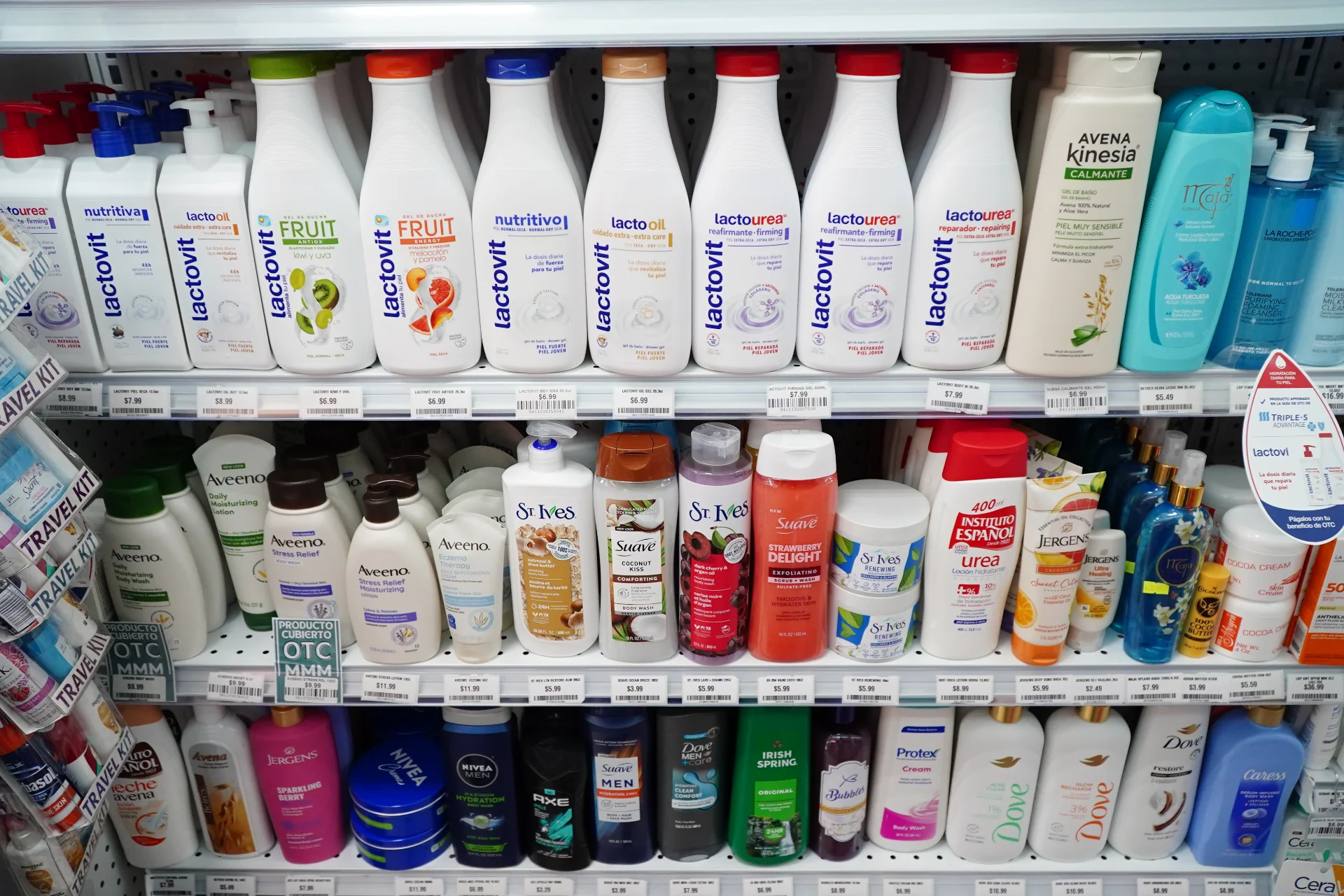 Interior de HIS Pharmacy
