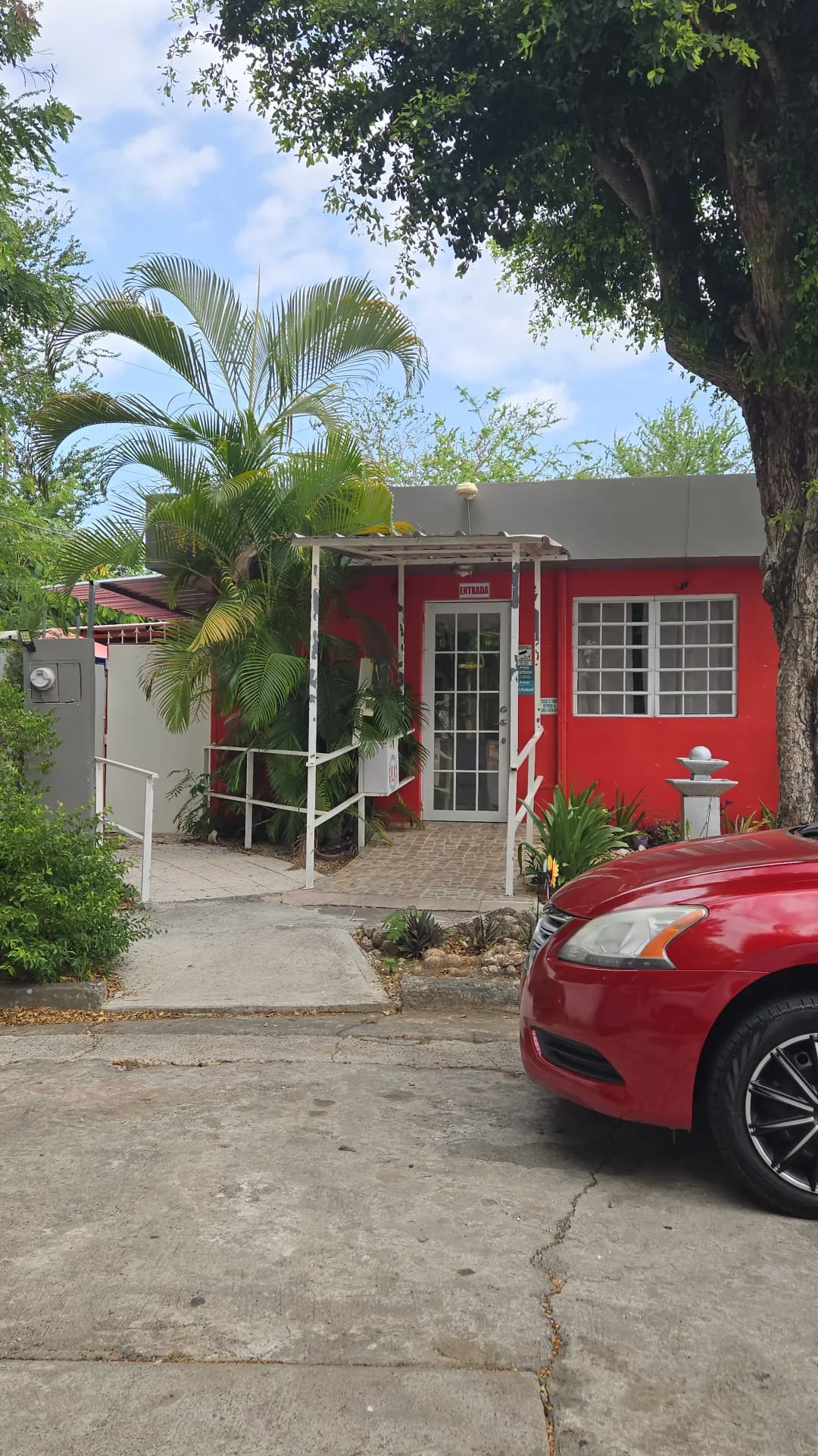 Institución Hogar Direydi — residentes y espacios del hogar en Ponce.