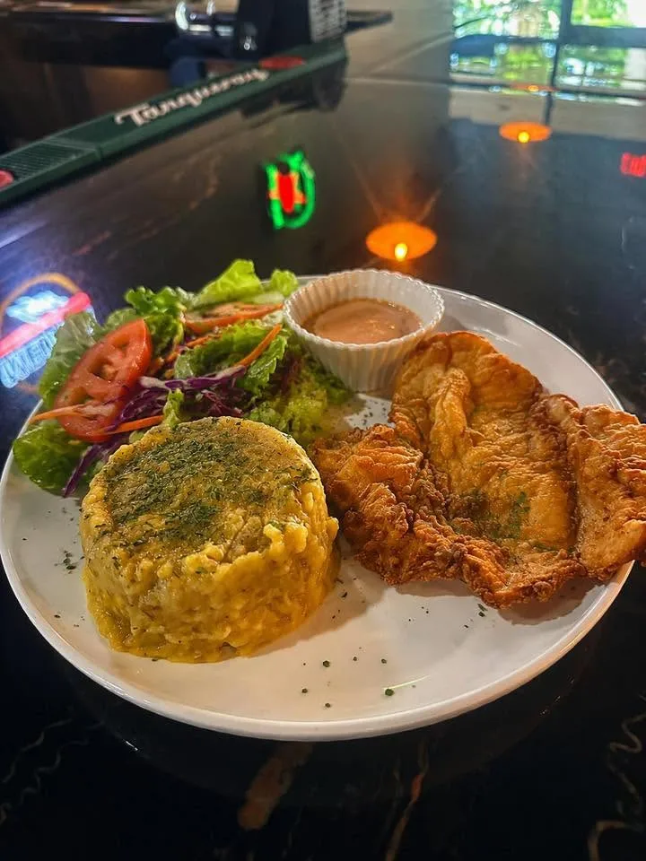 Los Compadres Bar & Grill - Imagen 6