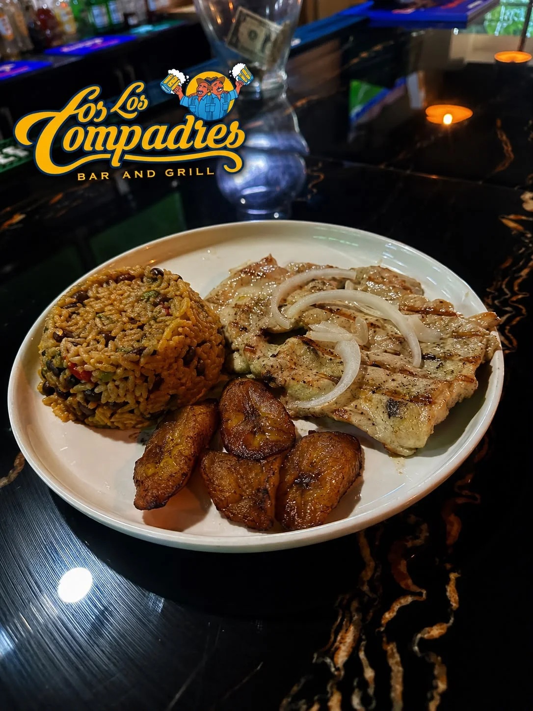 Los Compadres Bar & Grill - Imagen 10