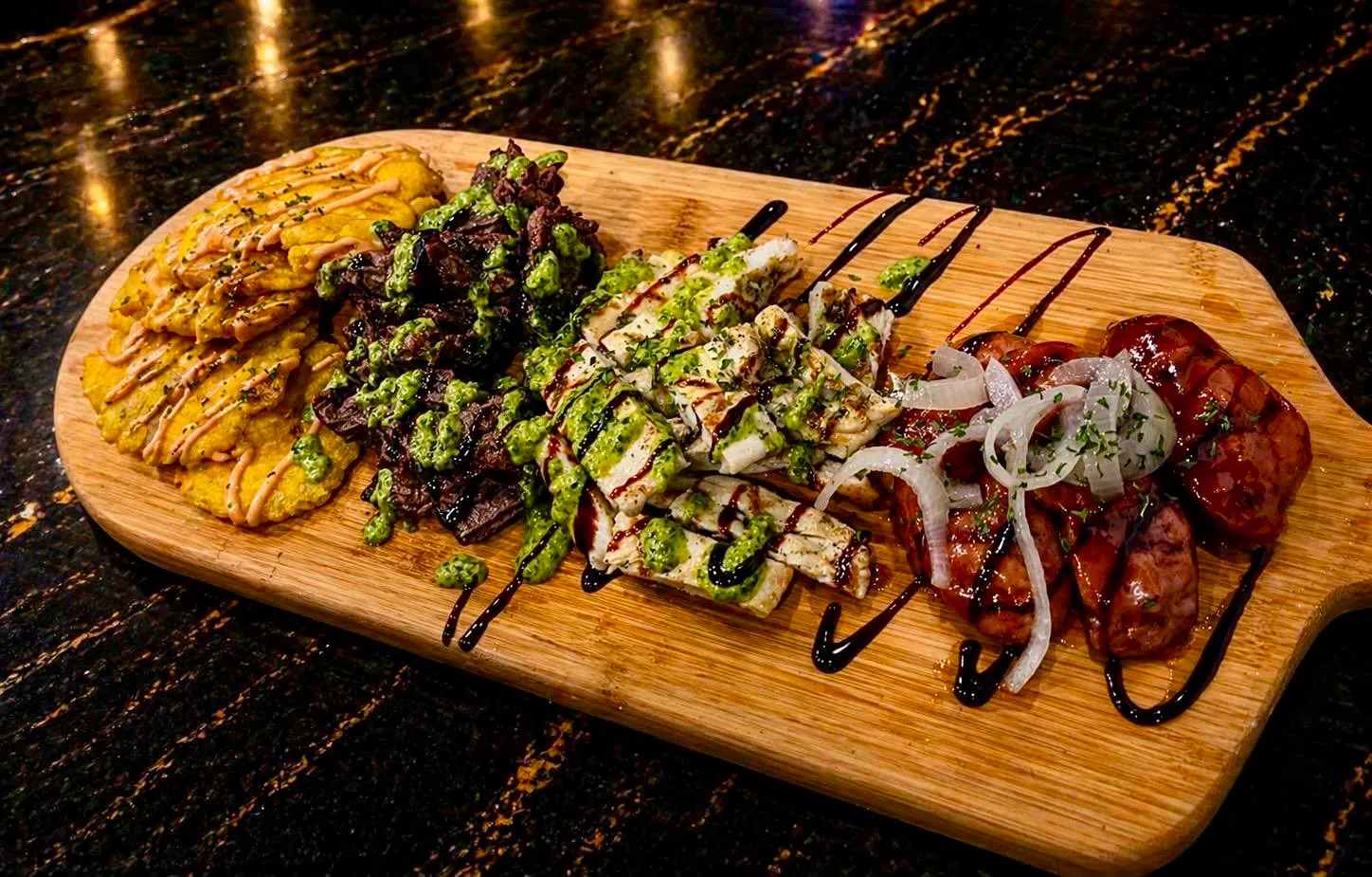 Los Compadres Bar & Grill - Imagen 13