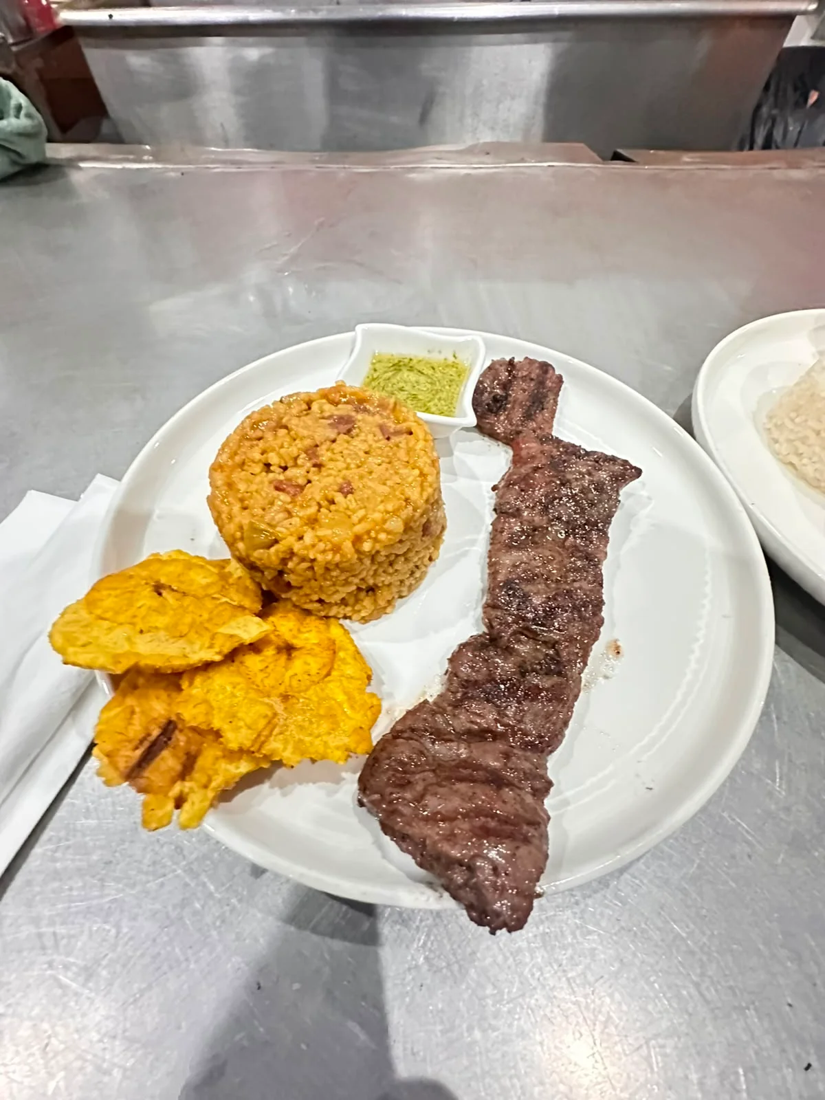 Los Compadres Bar & Grill - Imagen 16