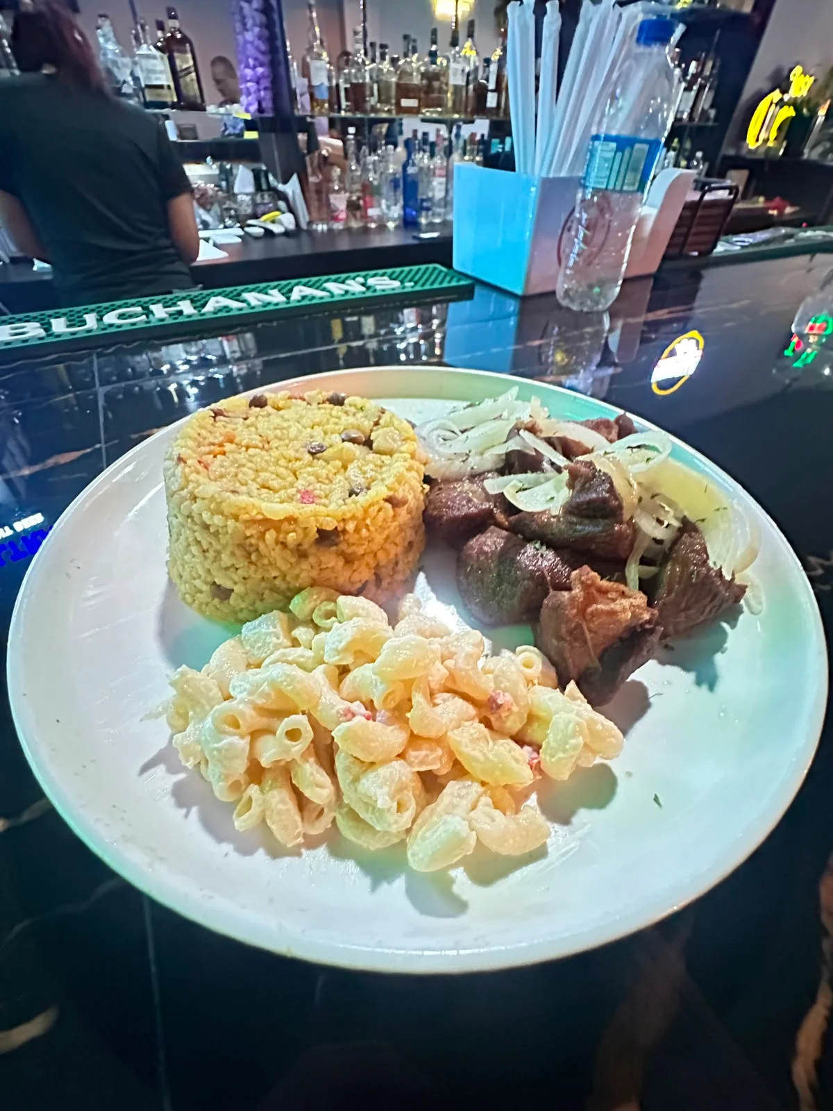 Los Compadres Bar & Grill - Imagen 18