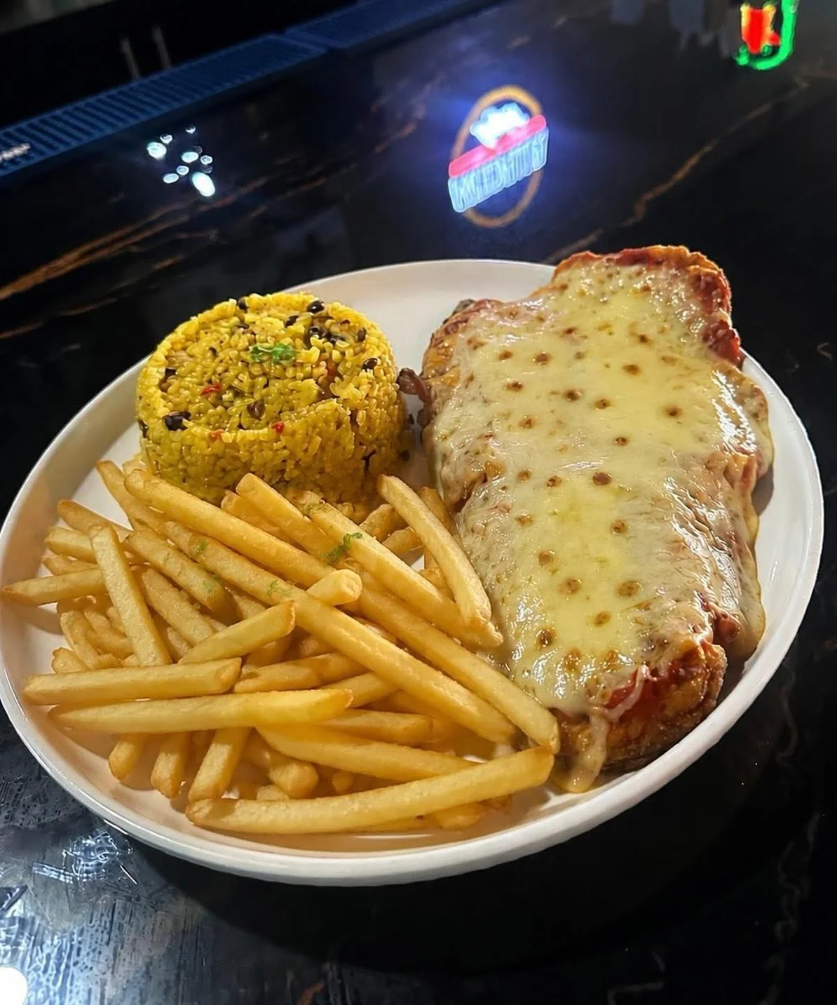 Los Compadres Bar & Grill - Imagen 19