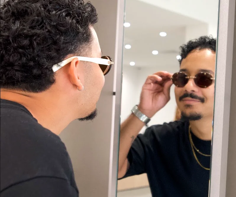 Lentes de contacto y gafas de sol