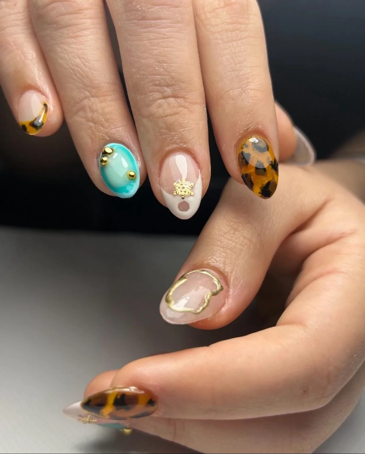Diseño de uñas y servicio de estética en Caguas PR
