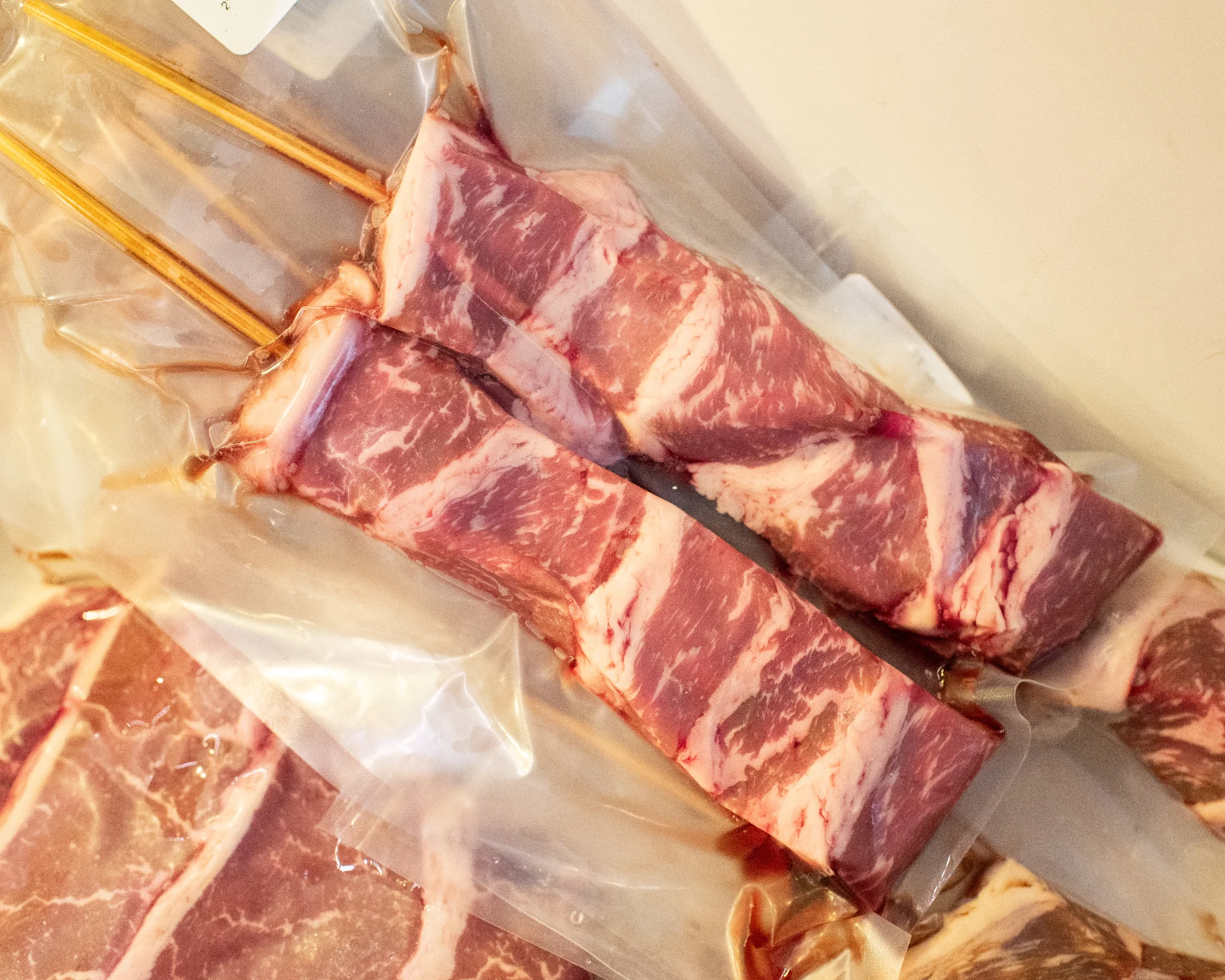 Corte de carne premium con marmoleo intenso